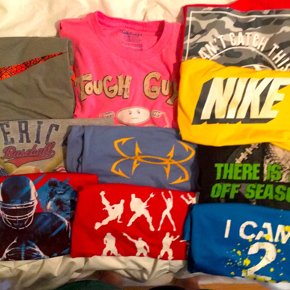 10 boys short sleeve t shirts medium